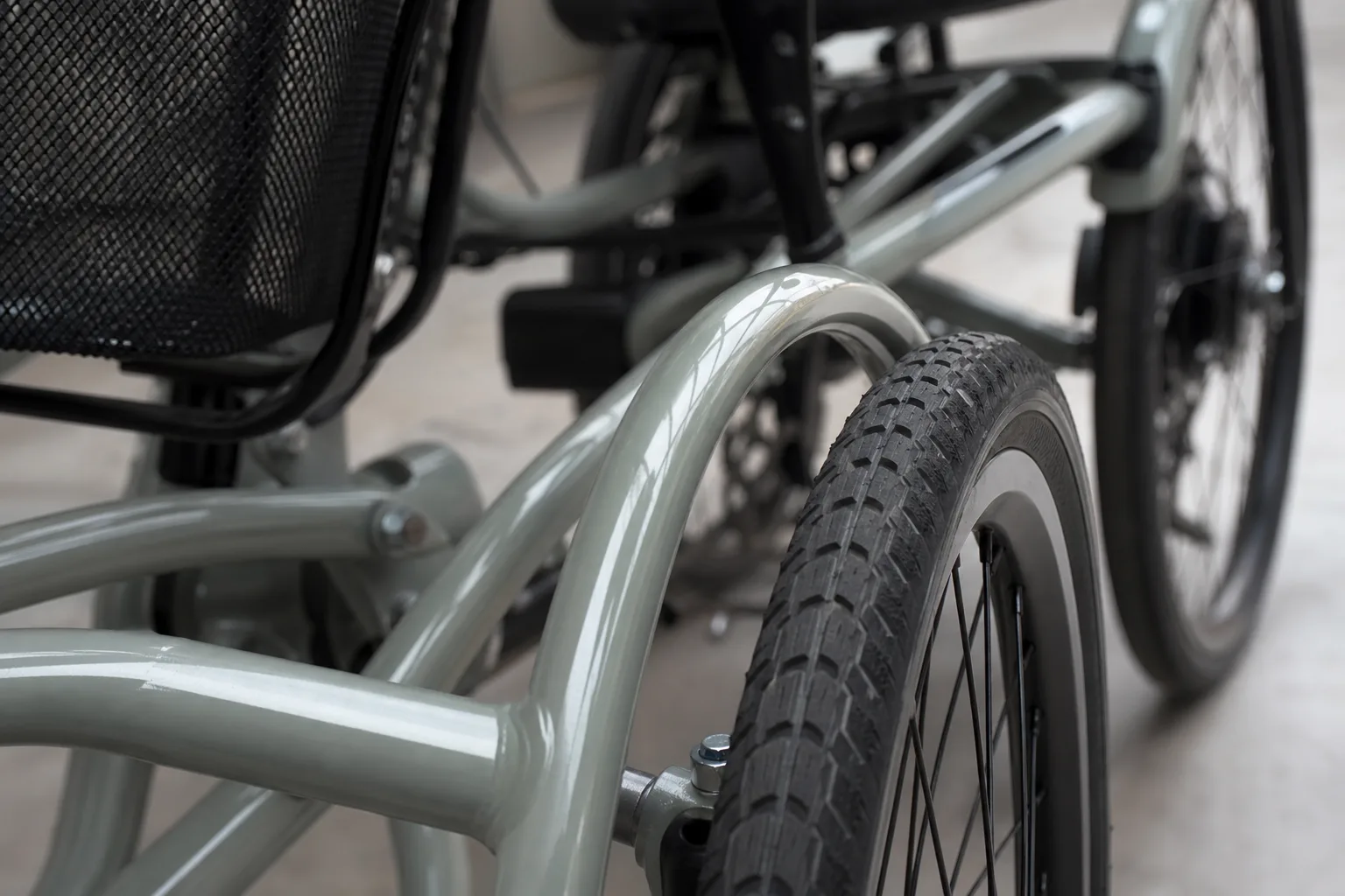 Riding a trike on a crowned road, and how to check one before you buy